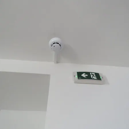 شقة Aquamarine Sea Front - First Floor