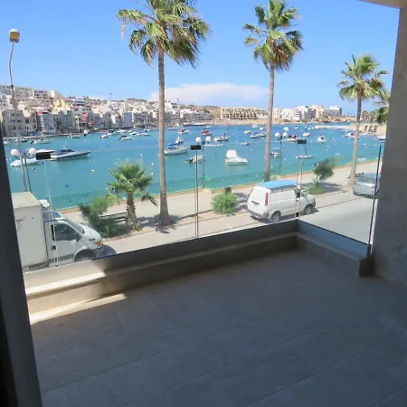 Aquamarine Sea Front - First Floor Apartment