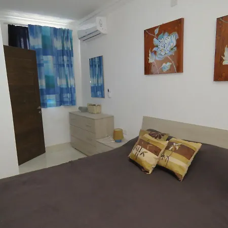 Aquamarine Sea Front - First Floor * Marsaskala