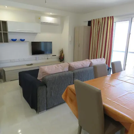 Aquamarine Sea Front - First Floor Apartment