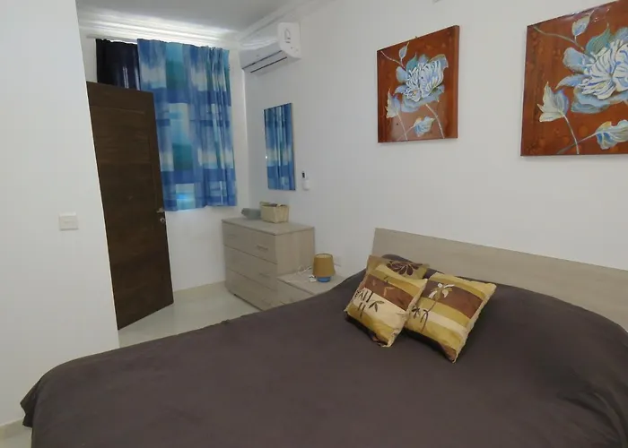 Aquamarine Sea Front - First Floor * Marsaskala